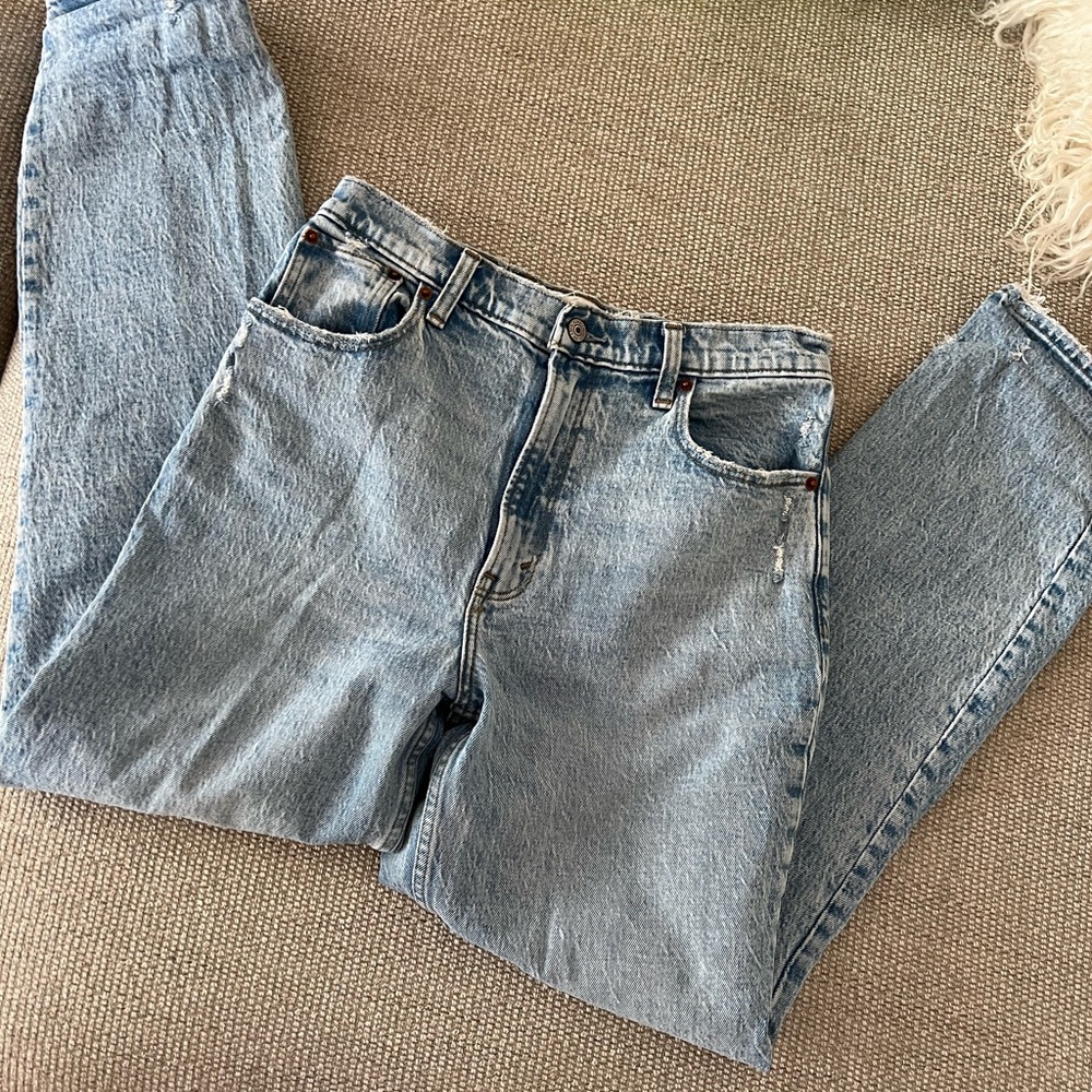 Abercrombie & Fitch Light Blue Relaxed Jeans